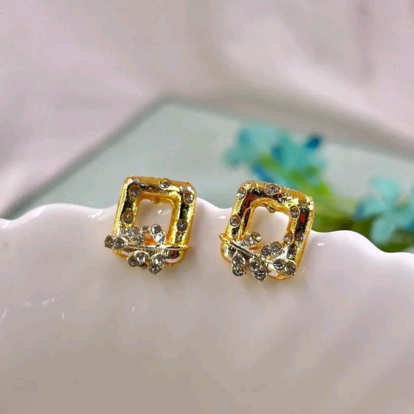 Square/Leaf Tops Pair - PETH